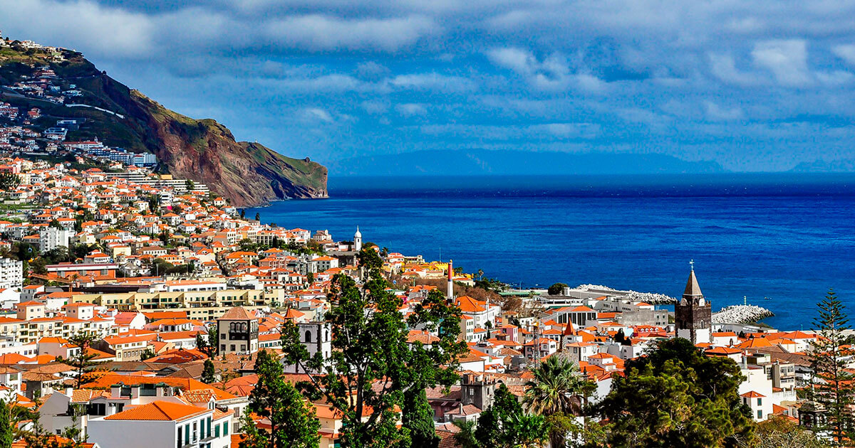 Madeira to reduced its corporate tax