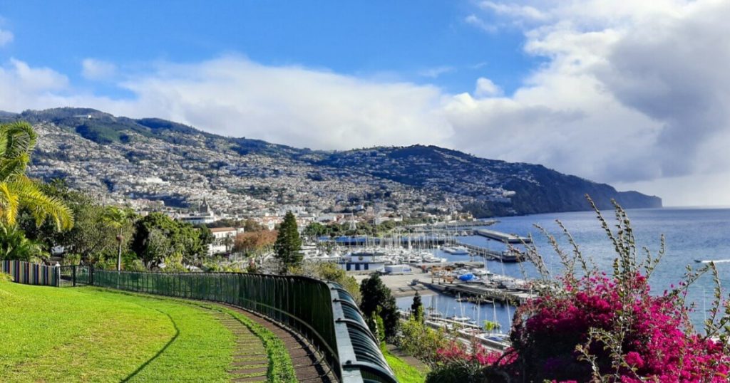corporate tax rate portugal: Autonomous Regions: Madeira & Azores 
