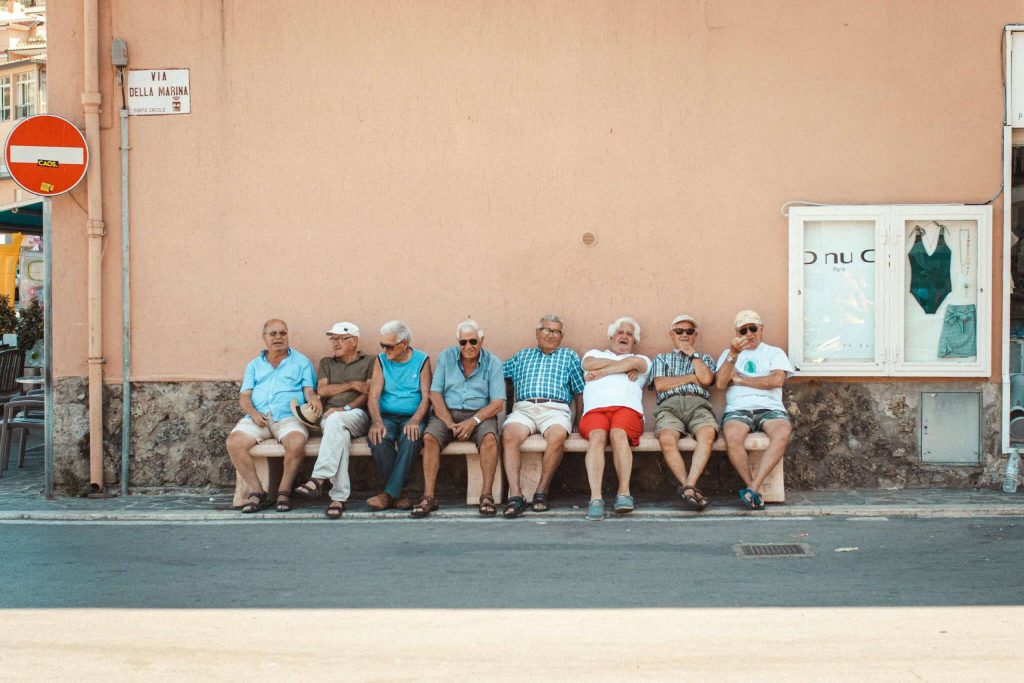 retiring to portugal from uk