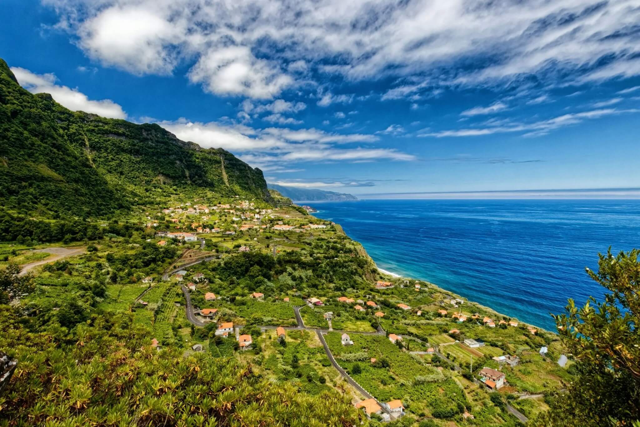 Portugal vs Costa Rica: Which Offers Better Retirement Living in 2025?