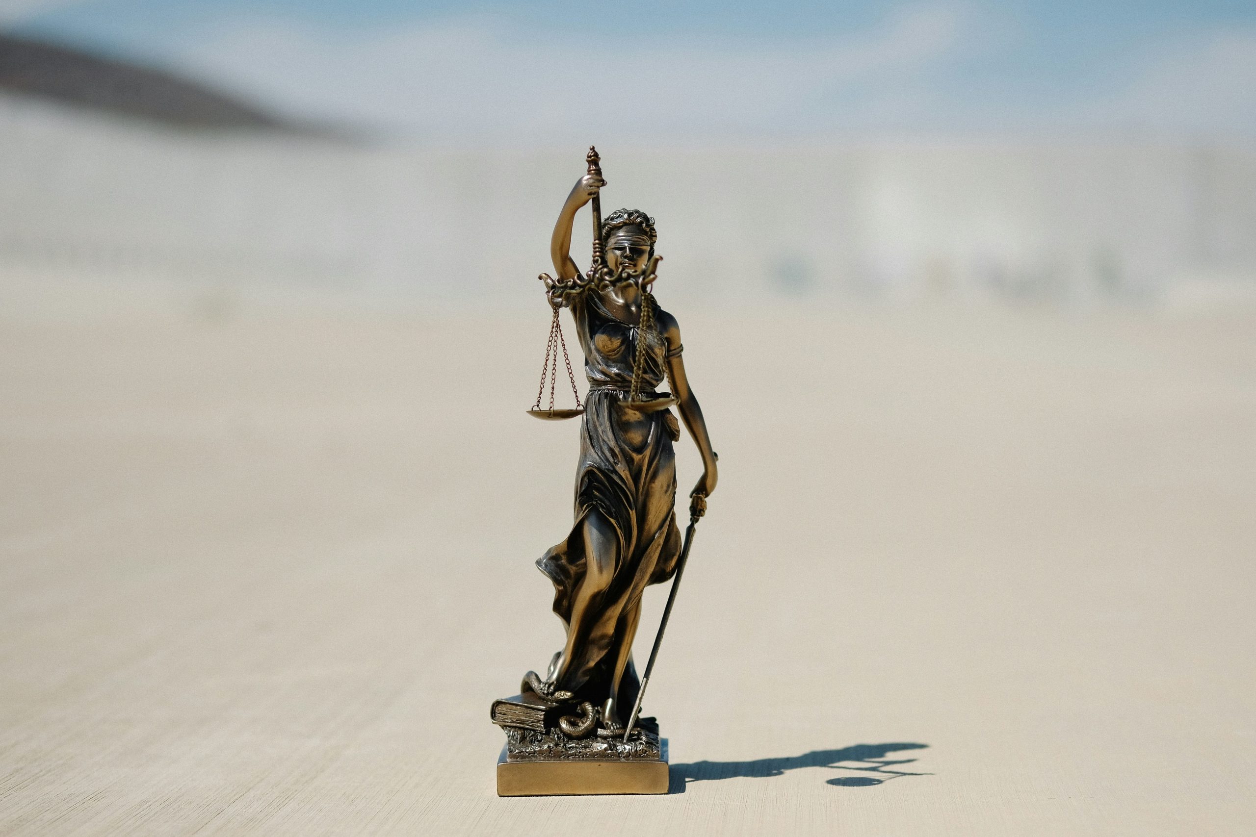 english speaking lawyer in Portugal